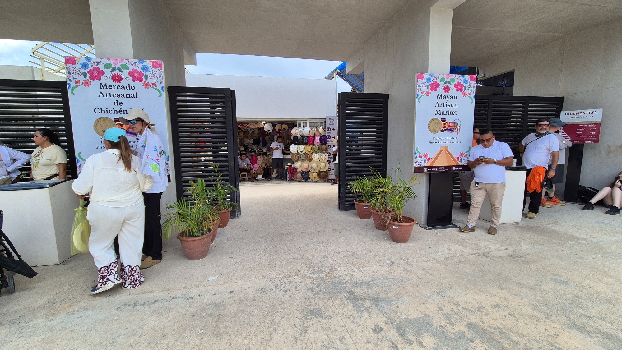 Referido mercado para personas artesanas, Chichén Itzá, 07/2026