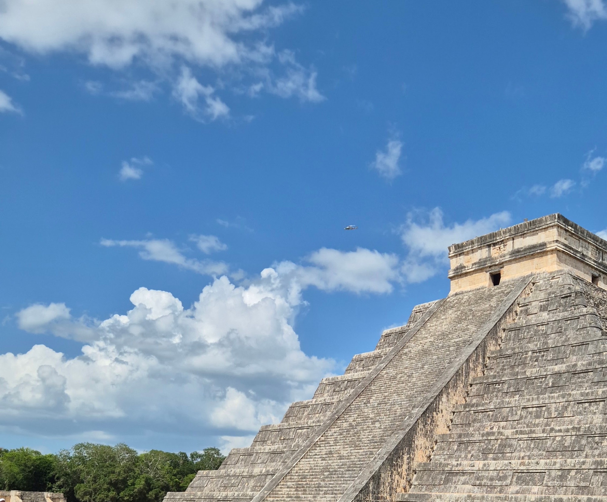 Sobrevuelo de Sedena en Chichén Itzá, 07/2026